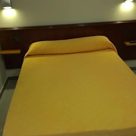 Bisbal Only Adults No Ac * Валенсия