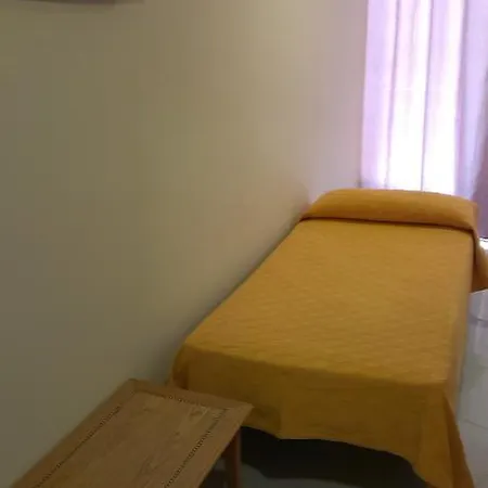 בית הארחה Bisbal Only Adults No Ac *